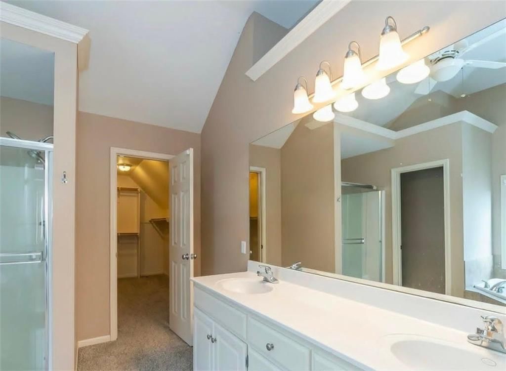 5701 NE Hidden Meadow Drive — photo 20