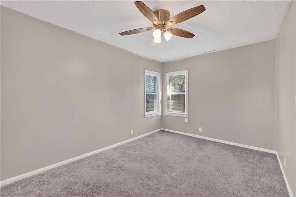 7205 Wabash Avenue — photo 27