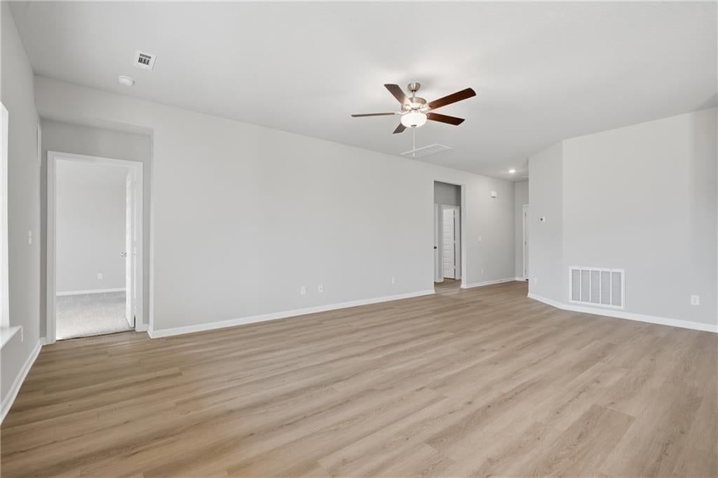 866 N Pear Street — photo 15