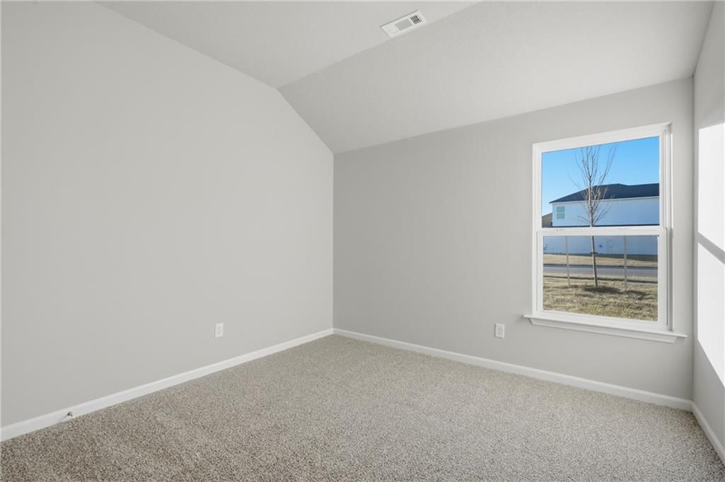 866 N Pear Street — photo 17