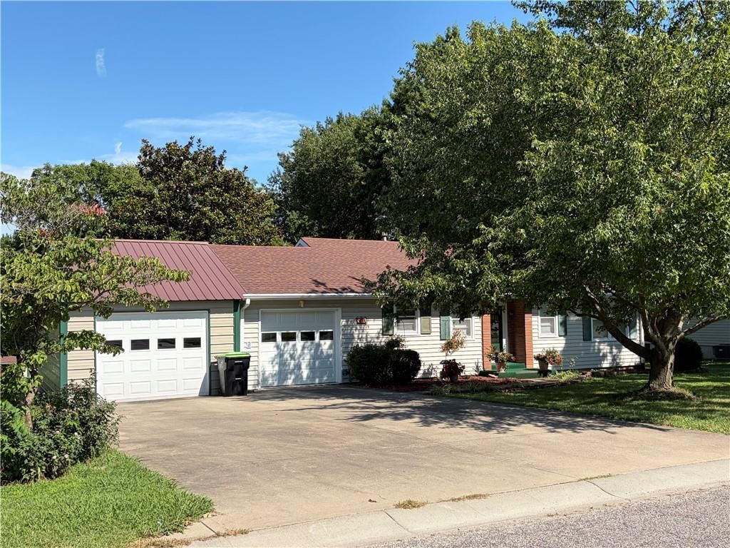 501 Eastwood Road — photo 1