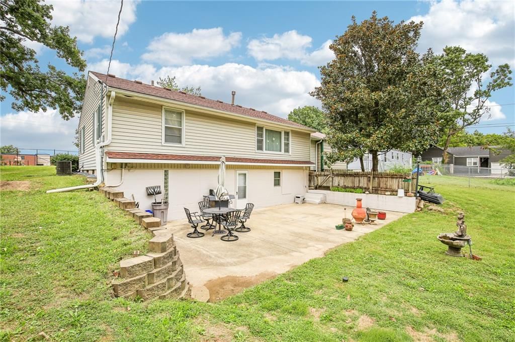 501 Eastwood Road — photo 30