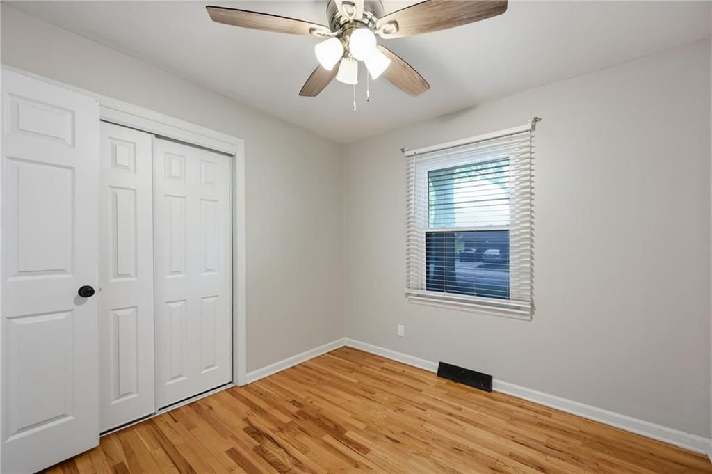 705 NE Darwin Street — photo 13
