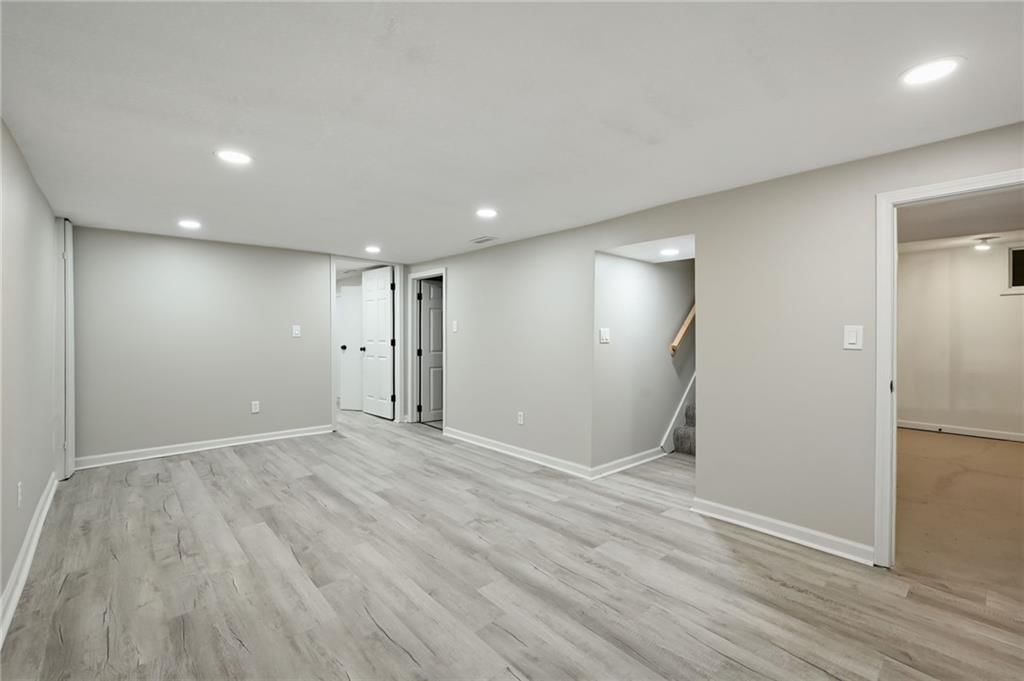 705 NE Darwin Street — photo 18