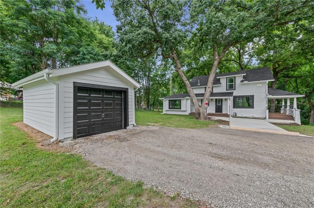 2800 Lafayette Avenue — photo 36