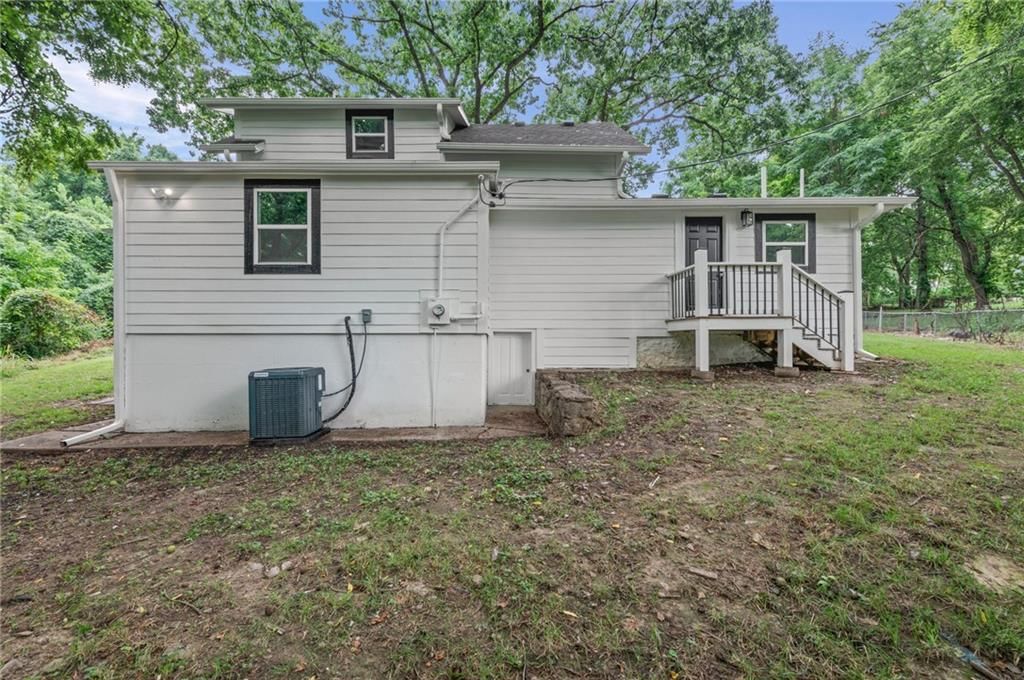 2800 Lafayette Avenue — photo 38