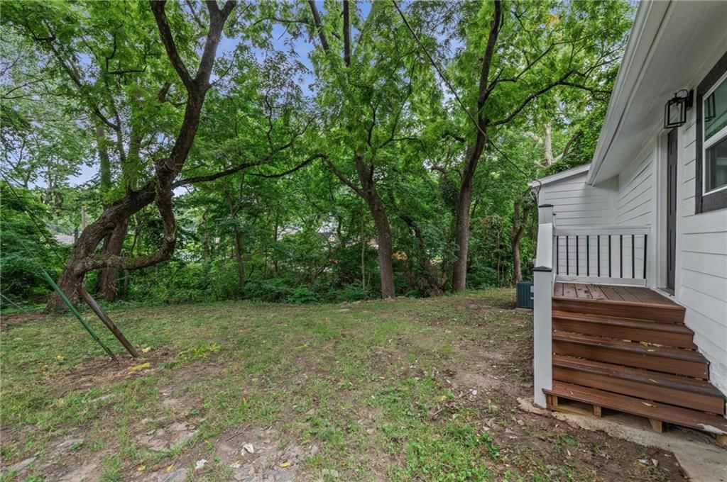 2800 Lafayette Avenue — photo 40