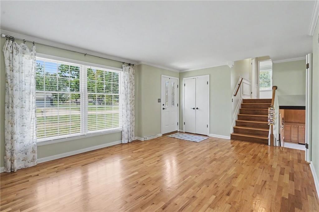 1625 S Orchard Drive — photo 5