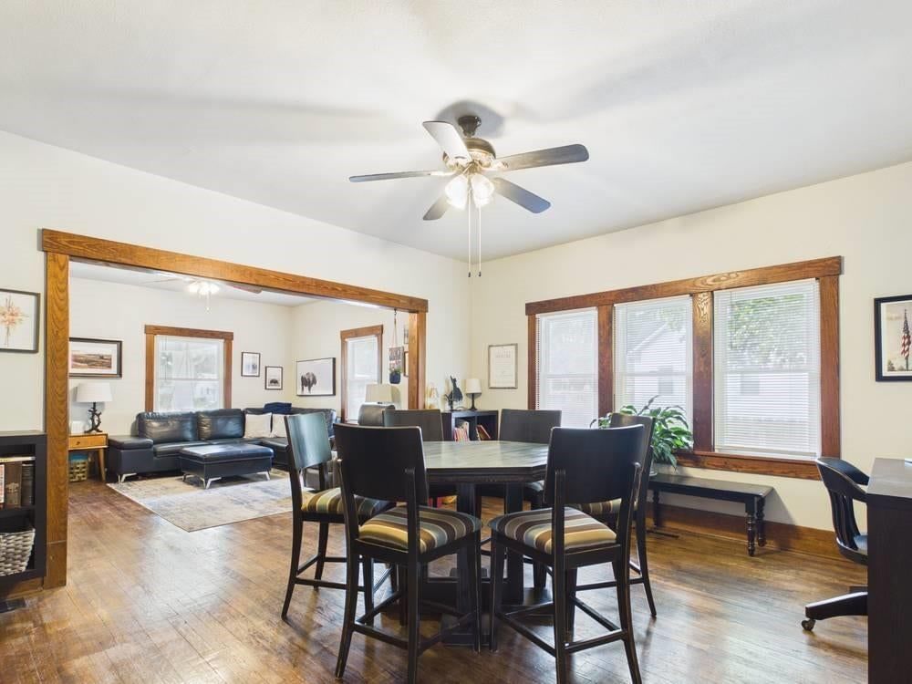 216 Andrick Street — photo 31
