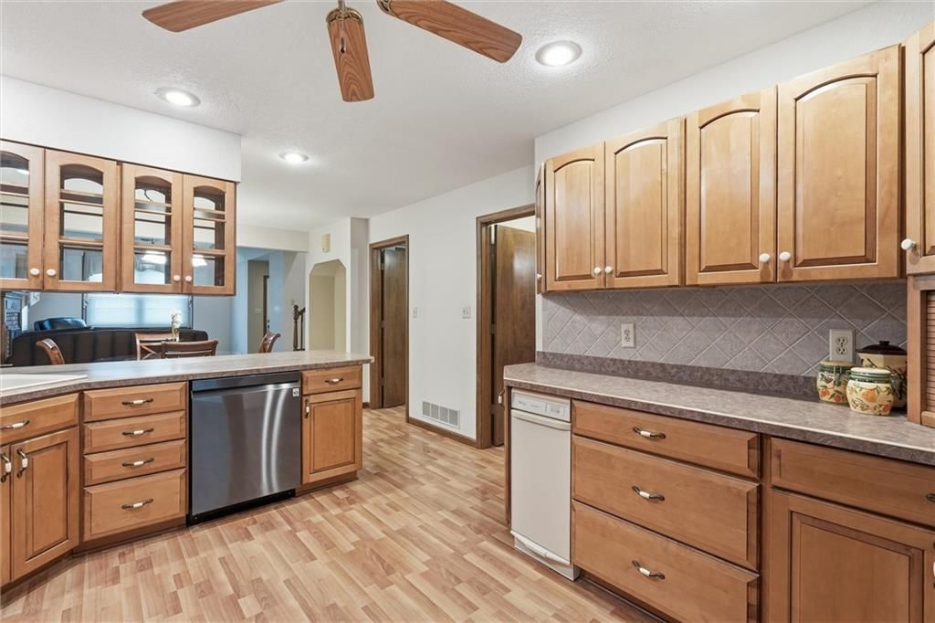 3411 Seminole Drive — photo 16