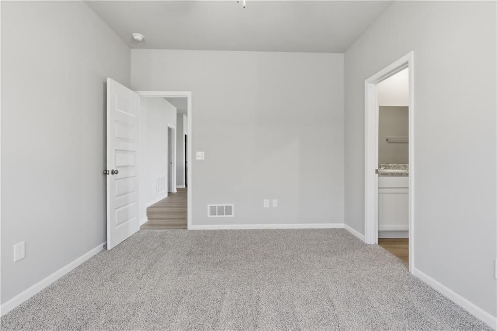 827 N Pear Street — photo 13