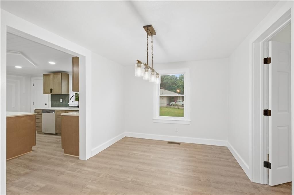 6300 HARRIS Street — photo 8