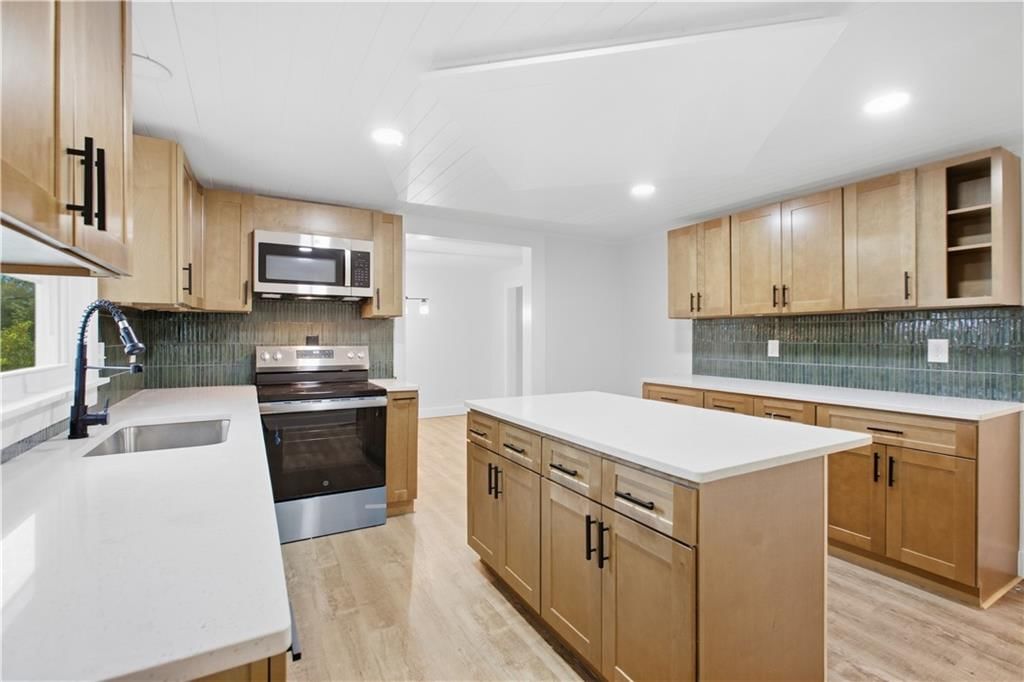 6300 HARRIS Street — photo 12