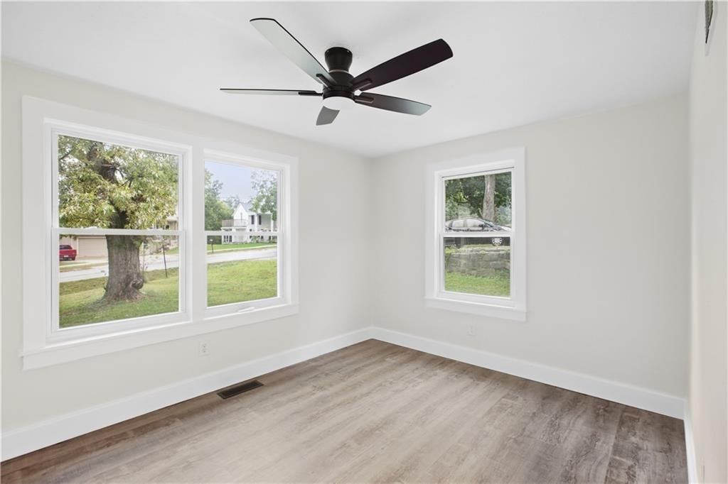 6300 HARRIS Street — photo 15