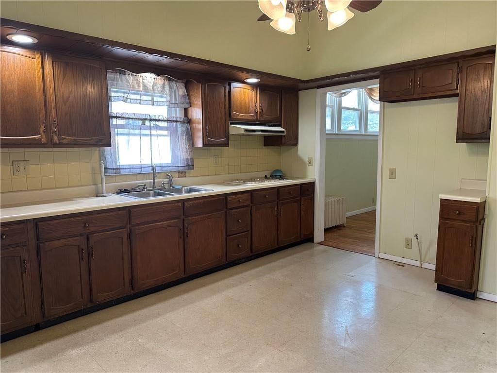 1712 South Street — photo 16