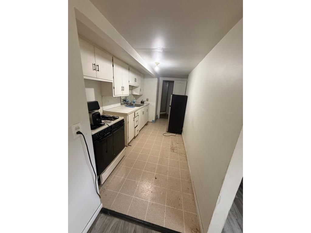 1012 W 4th Street — photo 17