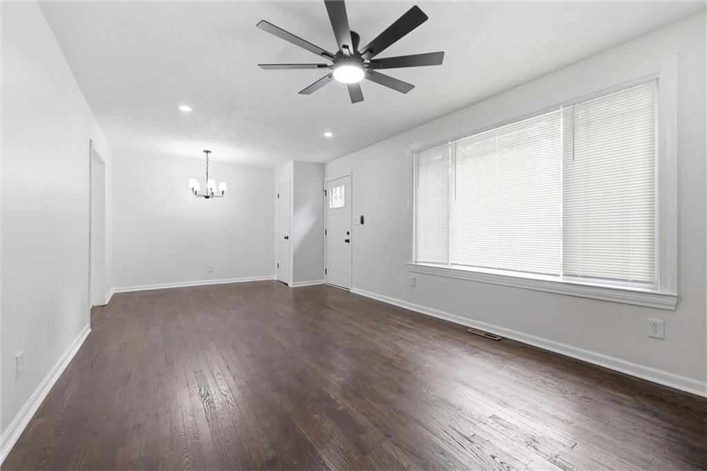 10518 Palmer Avenue — photo 4