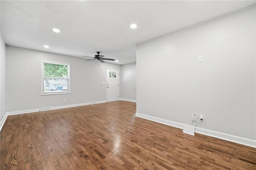 11505 E 75th Street — photo 3