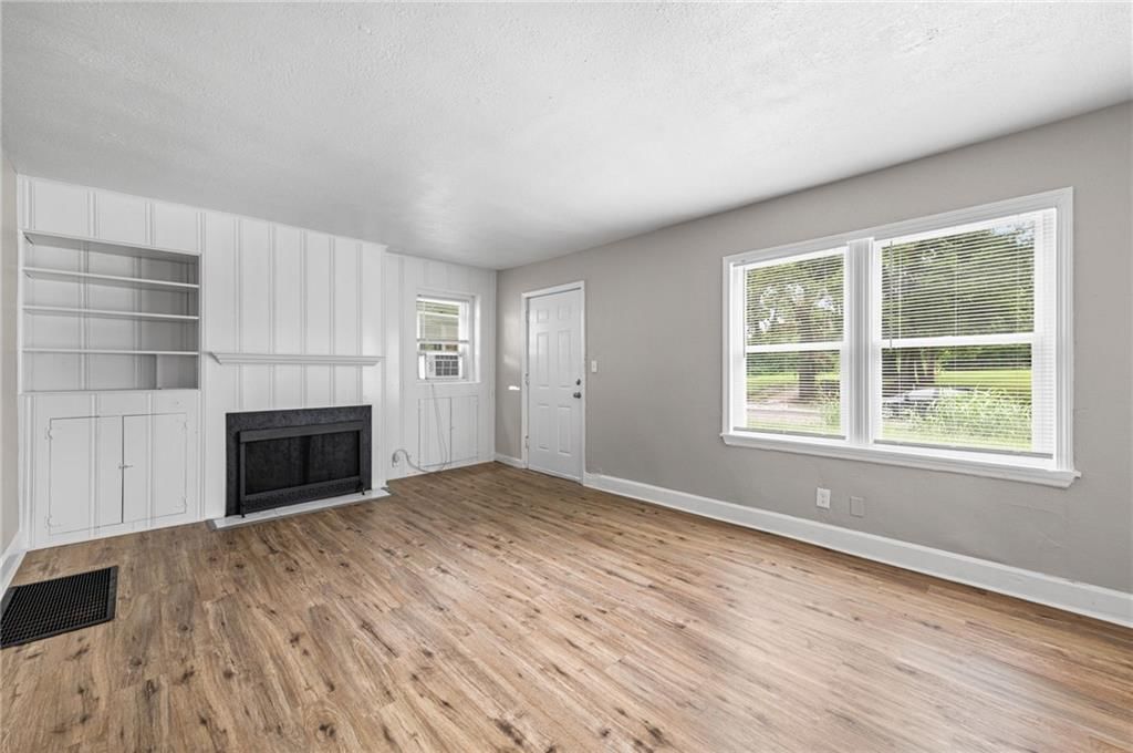 6715 Walrond Avenue — photo 5
