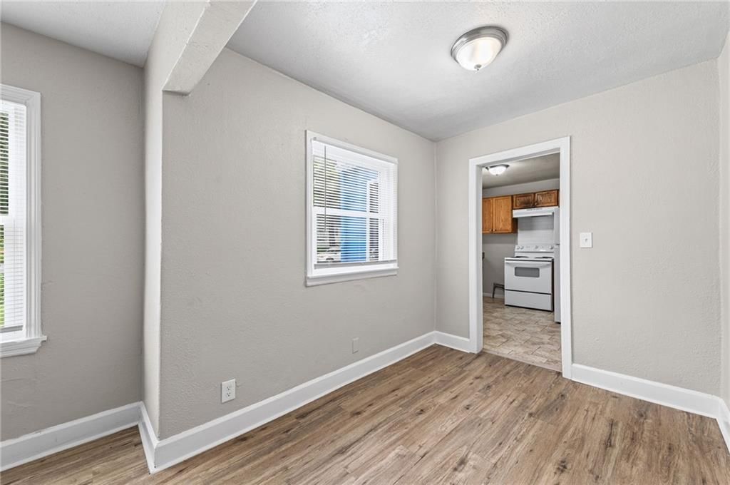 6715 Walrond Avenue — photo 6