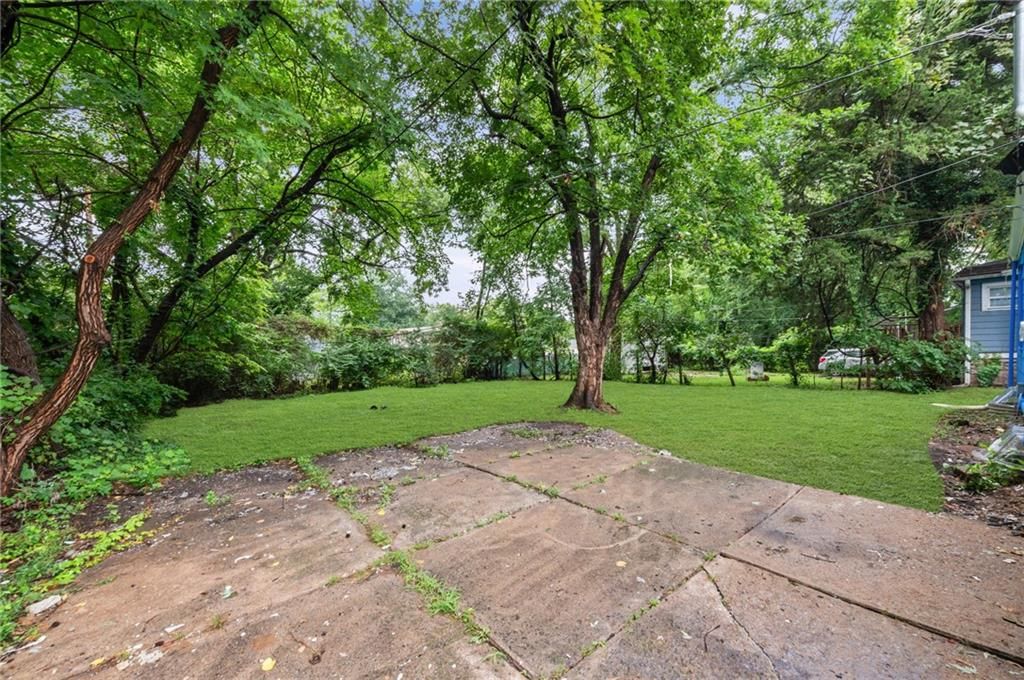 6715 Walrond Avenue — photo 27