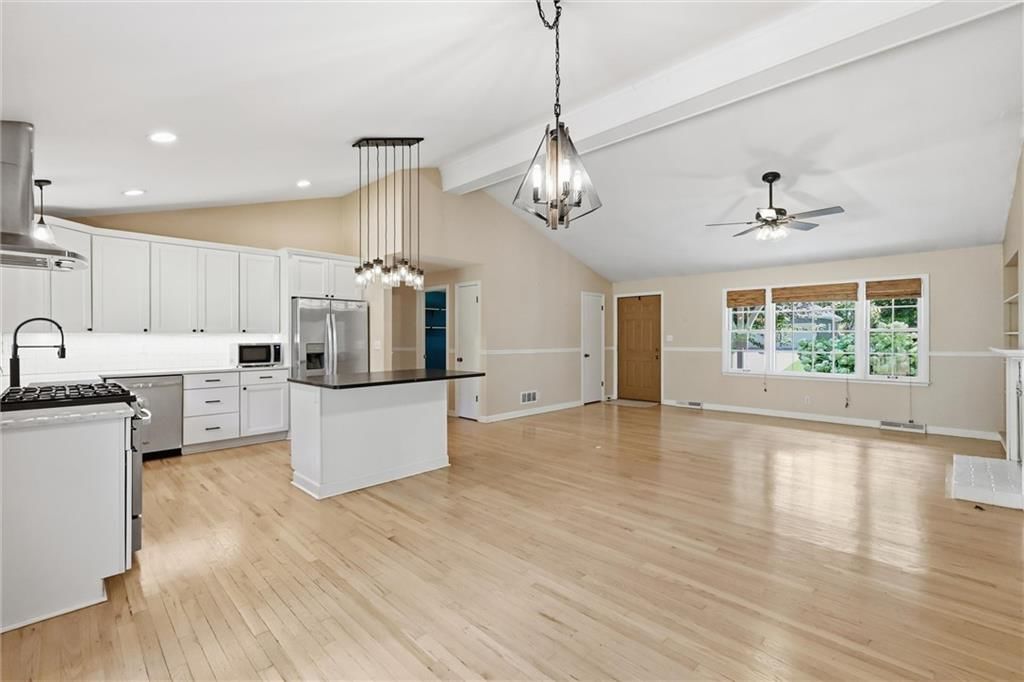 8705 Belleview Avenue — photo 12