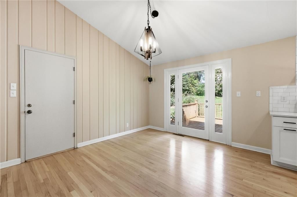 8705 Belleview Avenue — photo 13