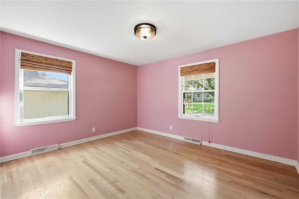 8705 Belleview Avenue — photo 18