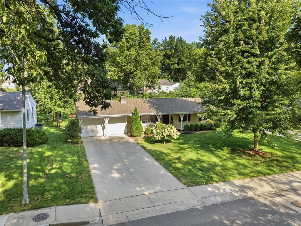 8705 Belleview Avenue — photo 28