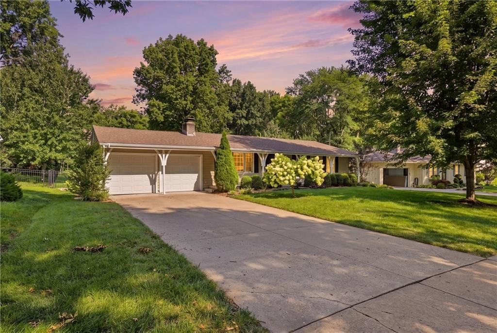 8705 Belleview Avenue — photo 32