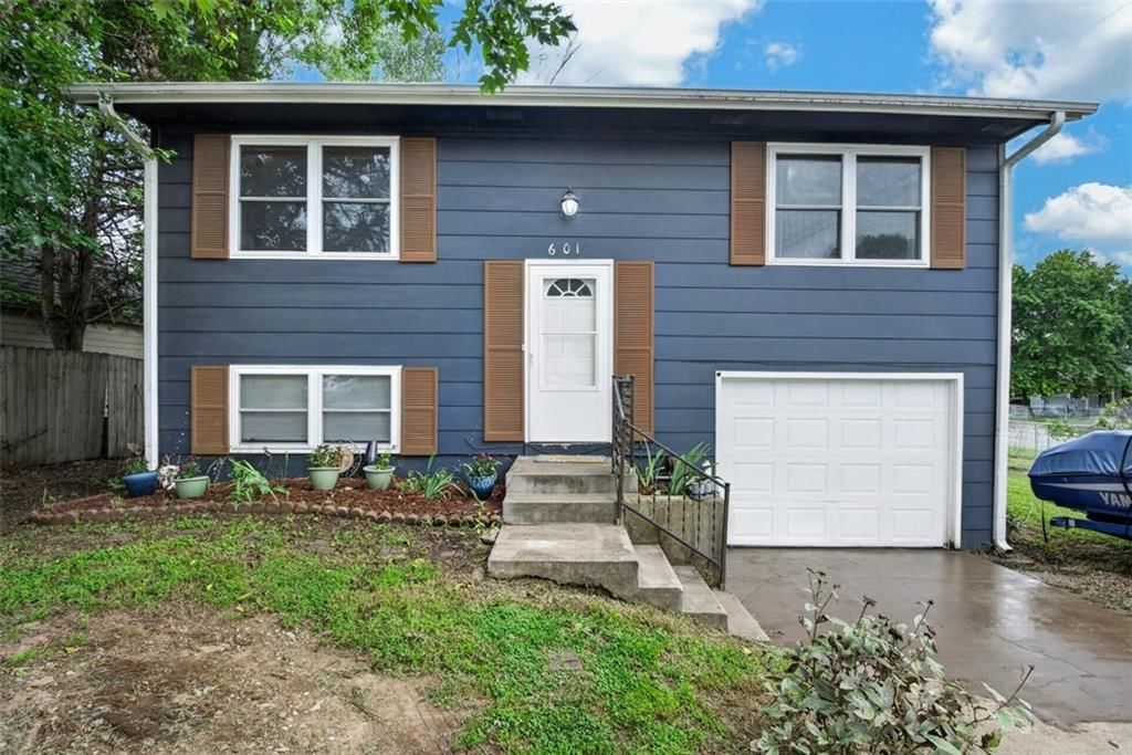 601 SE 23rd Street — photo 1
