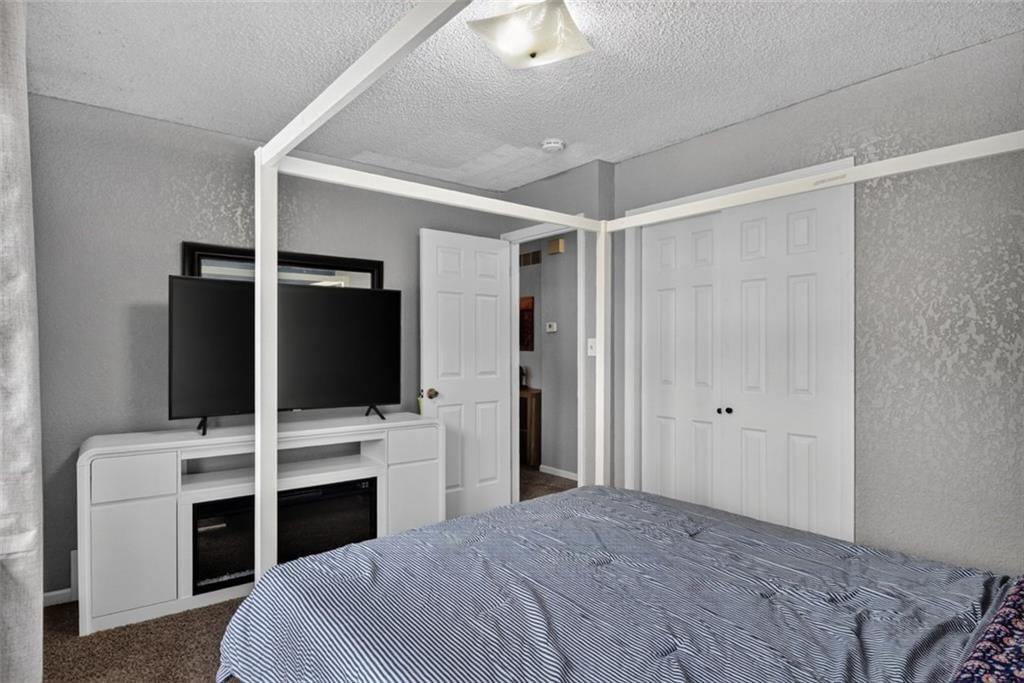 601 SE 23rd Street — photo 17