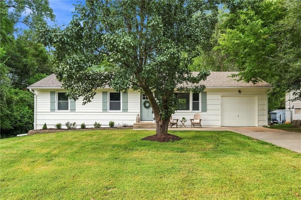 1001 Stafford Drive — photo 2