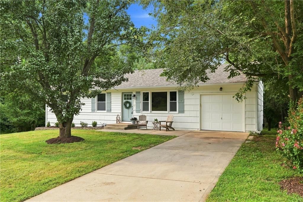1001 Stafford Drive — photo 3