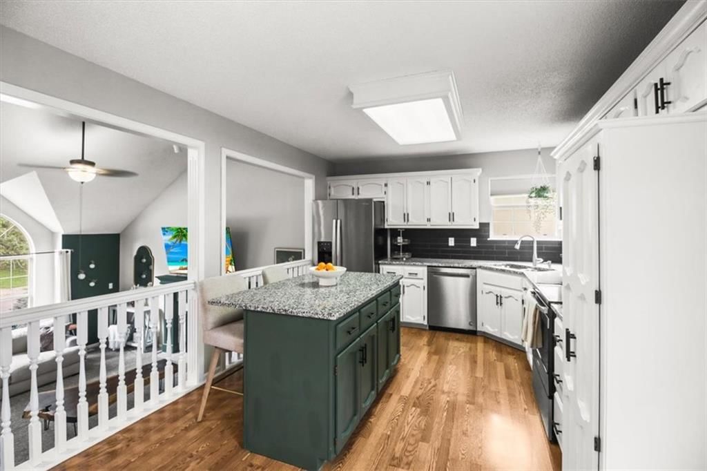 427 SE Franklin Court — photo 7