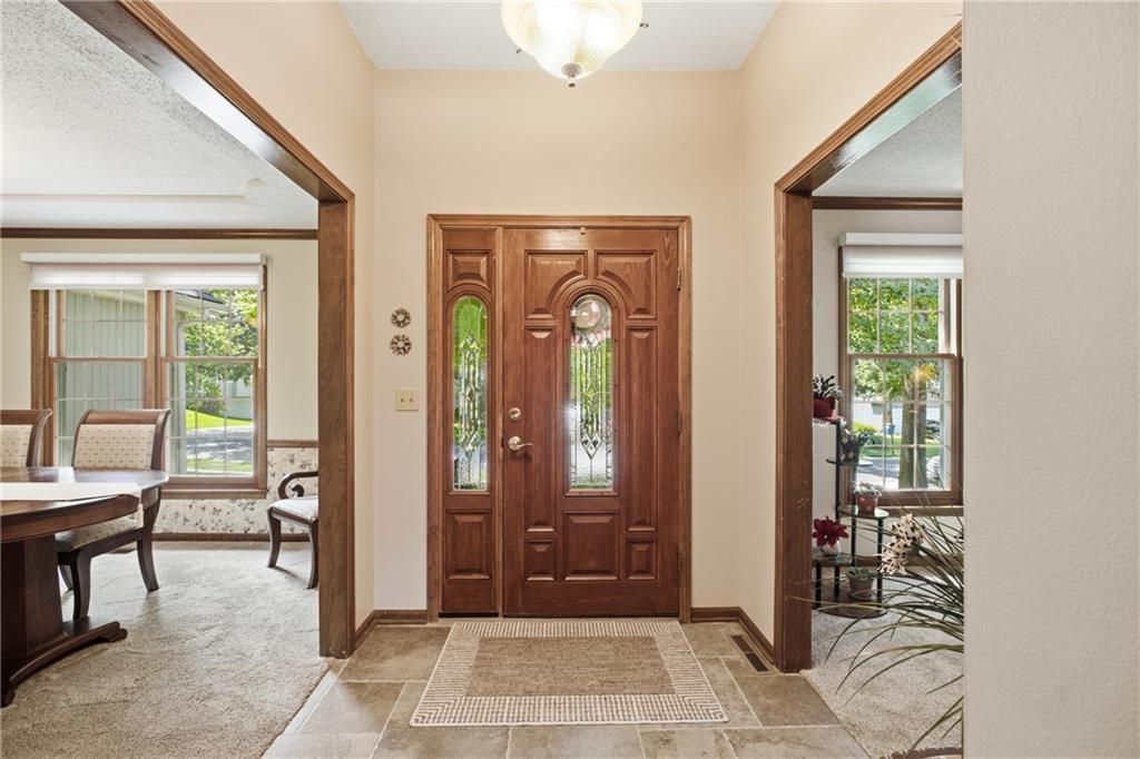 13704 W 75th Terrace — photo 5