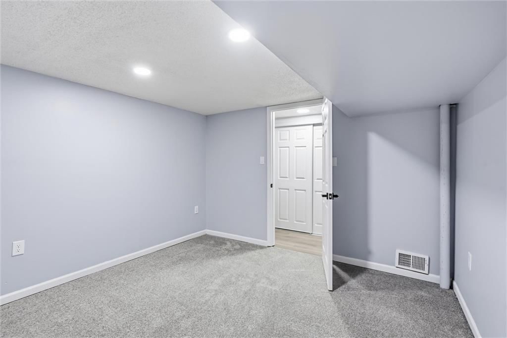 12300 E 59th Street — photo 25