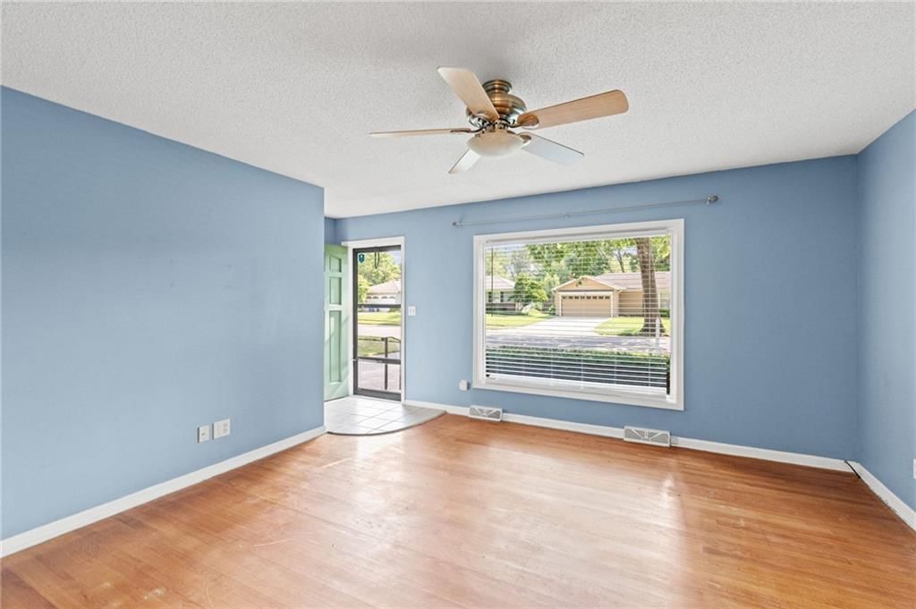 10330 Dearborn Drive — photo 7