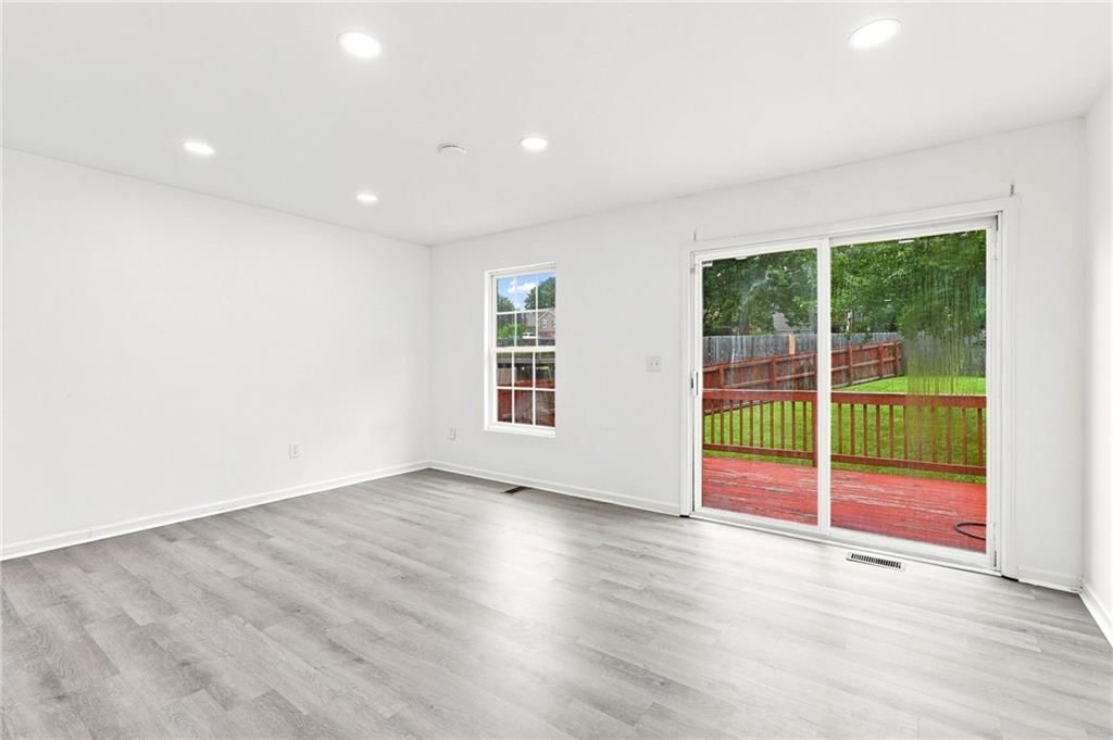 7331 N Crystal Avenue — photo 10