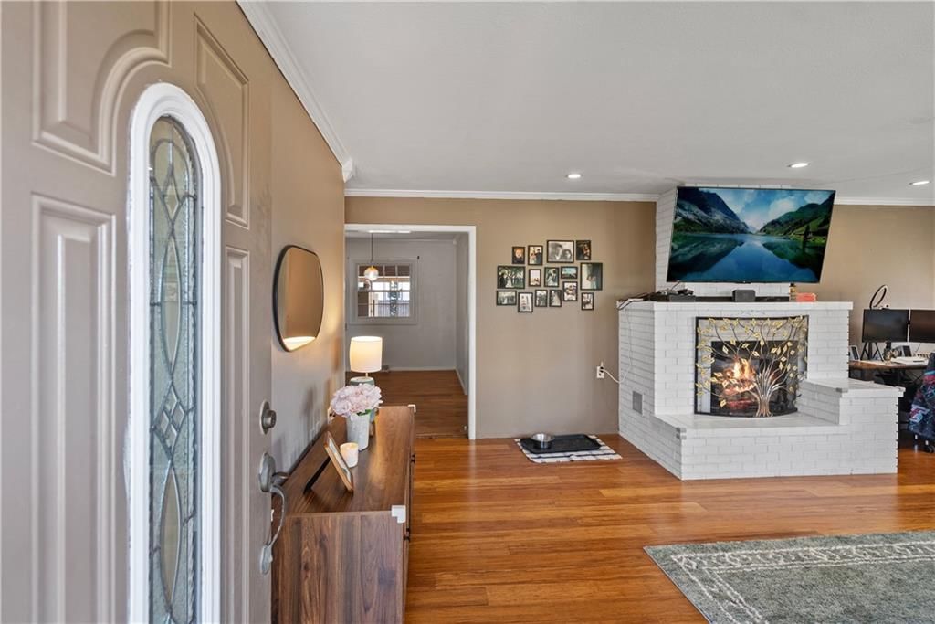 1323 W 3rd Street — photo 10