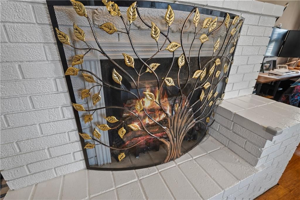 1323 W 3rd Street — photo 14