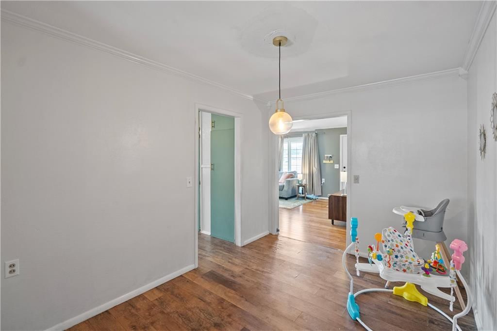 1323 W 3rd Street — photo 18