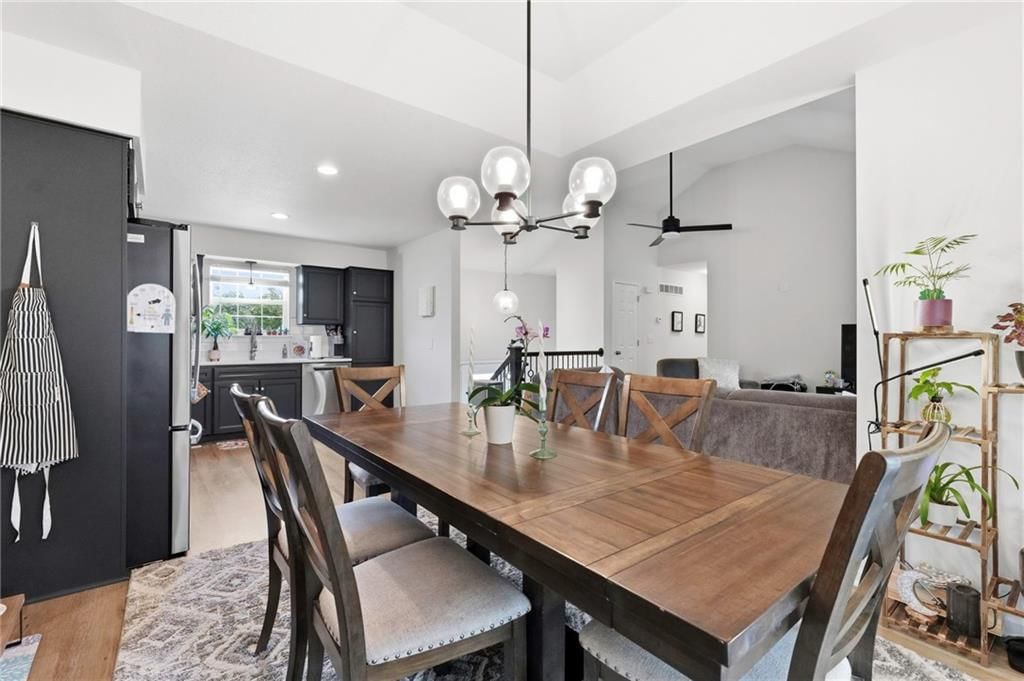 212 Dawn Avenue — photo 6