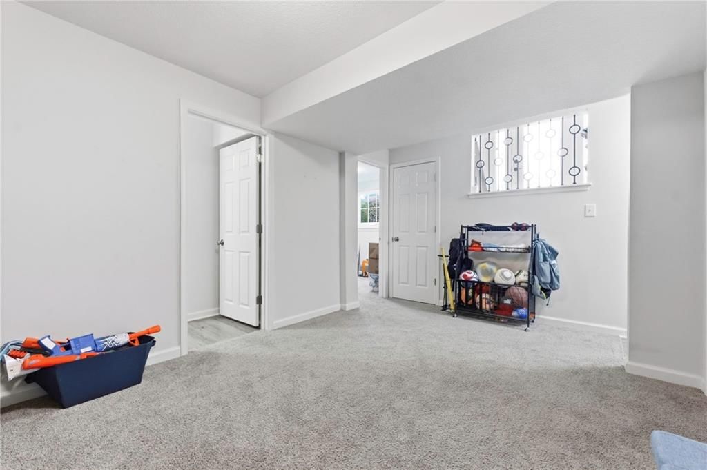 212 Dawn Avenue — photo 18