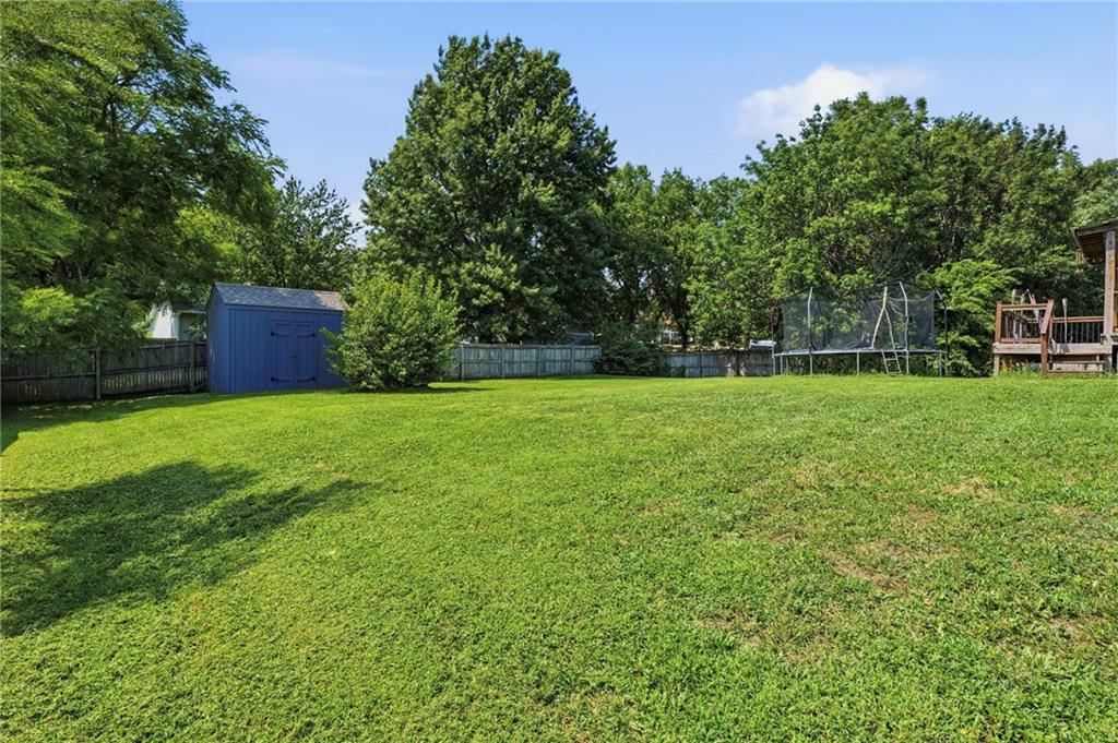 212 Dawn Avenue — photo 25