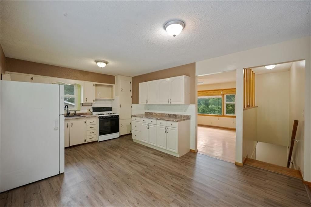 127 Collette Street — photo 10
