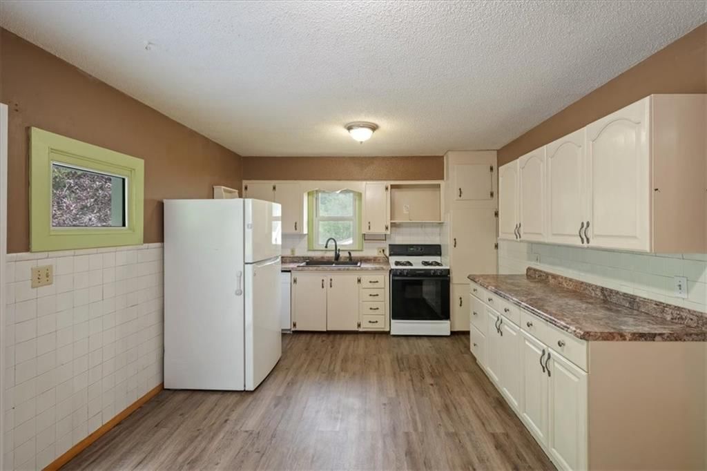 127 Collette Street — photo 12