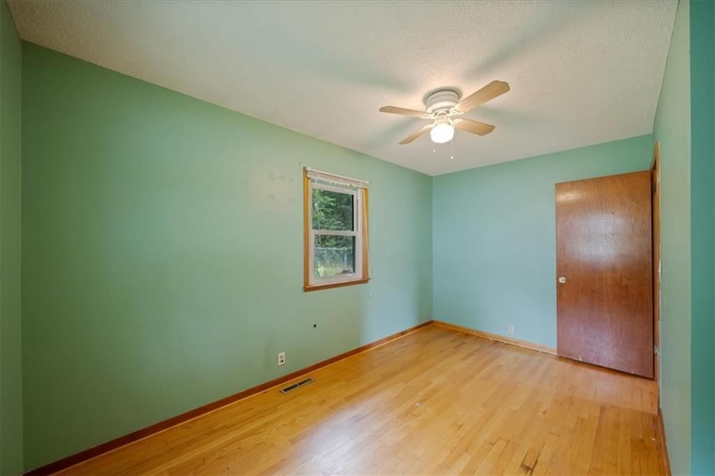127 Collette Street — photo 18