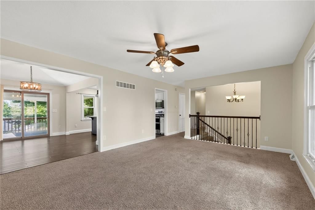 5524 NW Raintree Drive — photo 9