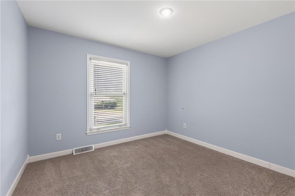 5524 NW Raintree Drive — photo 21